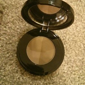 Abh brow powder in medium brown